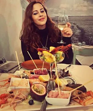 Serena Roberti OnlyFans Leaked Free Thumbnail Picture - #667EB4XyhC