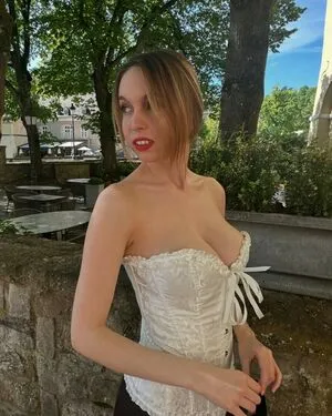 Serena Skybourne OnlyFans Leaked Free Thumbnail Picture - #MxptjJ9Zvk