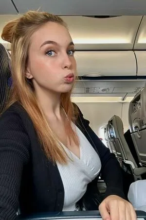 Serena Skybourne OnlyFans Leaked Free Thumbnail Picture - #la5YJGmoFk