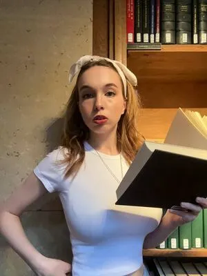 Serena Skybourne OnlyFans Leaked Free Thumbnail Picture - #oomh3IG5Iw