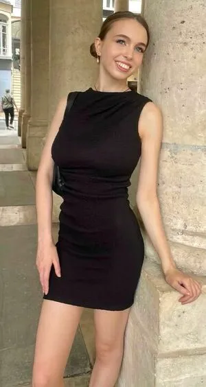 Serena Skybourne OnlyFans Leaked Free Thumbnail Picture - #xlgyX65ian