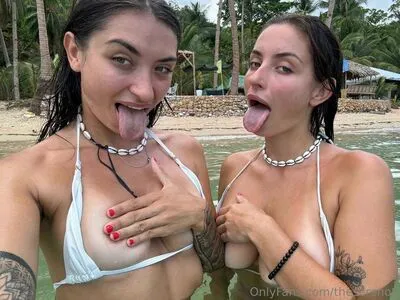 Sereno Twins OnlyFans Leaked Free Thumbnail Picture - #Qqswhc9lzm