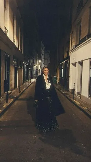 Serinda Swan OnlyFans Leaked Free Thumbnail Picture - #8HfCMlz50B