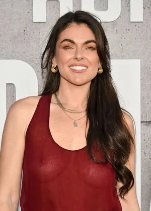 Serinda Swan OnlyFans Leaked Free Thumbnail Picture - #KhPzwDoeL7