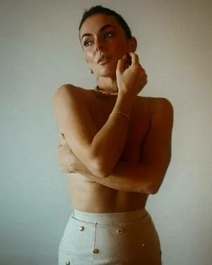 Serinda Swan OnlyFans Leaked Free Thumbnail Picture - #ZwHEZ9XoWB