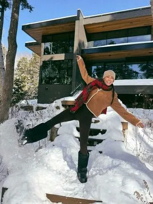 Serinda Swan OnlyFans Leaked Free Thumbnail Picture - #bqq6266rai