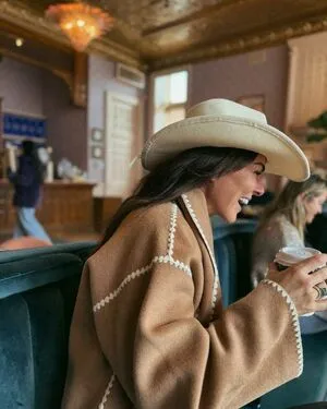 Serinda Swan OnlyFans Leaked Free Thumbnail Picture - #lDZHsw38Fc