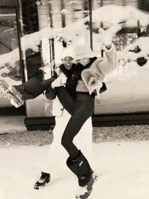 Serinda Swan OnlyFans Leaked Free Thumbnail Picture - #lQNv5mEyEj