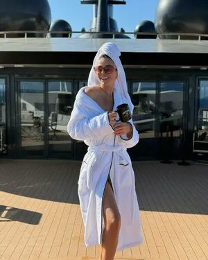Serinda Swan OnlyFans Leaked Free Thumbnail Picture - #nb7teJjiWS