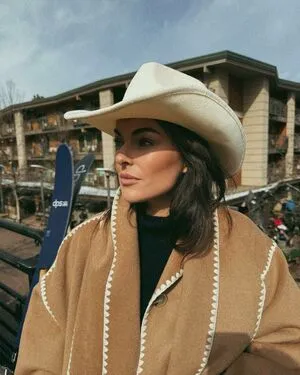 Serinda Swan OnlyFans Leaked Free Thumbnail Picture - #tqGxlDCiDF