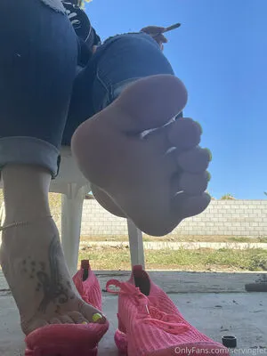 Servingfet OnlyFans Leaked Free Thumbnail Picture - #FRTunm2PJY