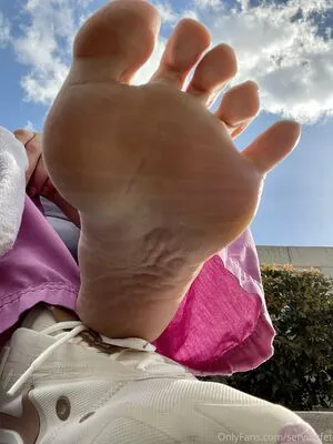 Servingfet OnlyFans Leaked Free Thumbnail Picture - #S6NhzJung8