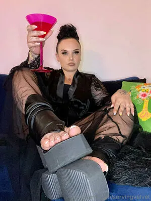 Servingvelvet OnlyFans Leaked Free Thumbnail Picture - #HxBTFl7ElC