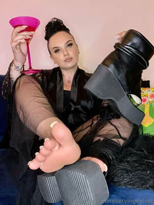 Servingvelvet OnlyFans Leaked Free Thumbnail Picture - #PHNLyNGqOC