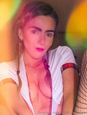 Session Moth Martina OnlyFans Leaked Free Thumbnail Picture - #DKRssFO4xC