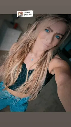 Session Moth Martina OnlyFans Leaked Free Thumbnail Picture - #Q0R7CkMWAh