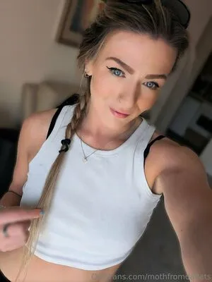 Session Moth Martina OnlyFans Leaked Free Thumbnail Picture - #RLja5o5oSL