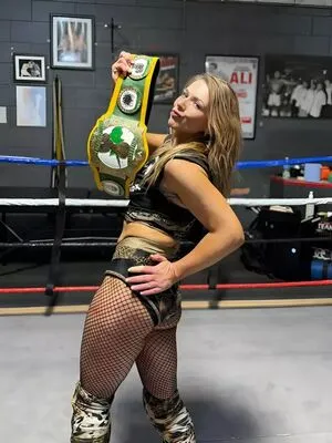 Session Moth Martina OnlyFans Leaked Free Thumbnail Picture - #yCeQZAssvo