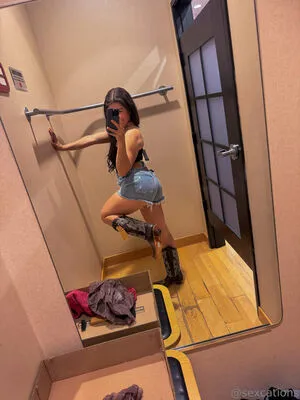 Sexcations OnlyFans Leaked Free Thumbnail Picture - #4hbHLisInF