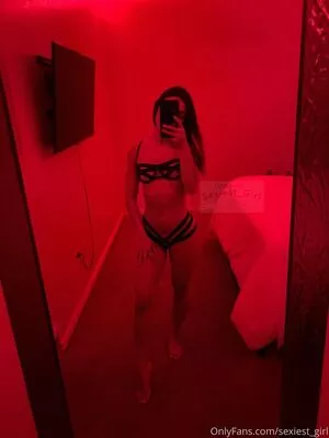 Sexiest_girl OnlyFans Leaked Free Thumbnail Picture - #Eghe1KD8O6