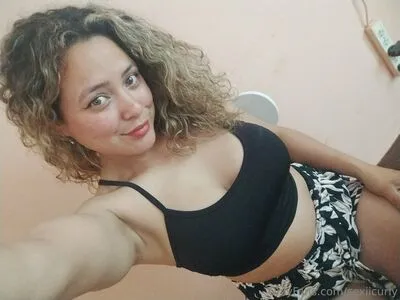 Sexiicurly OnlyFans Leaked Free Thumbnail Picture - #aabsdVPXVS