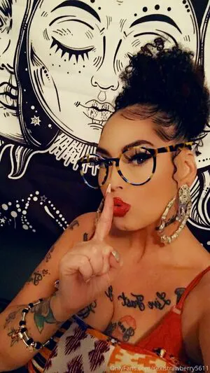 Sexistrawberry5611 OnlyFans Leaked Free Thumbnail Picture - #4KiBnVgeBx