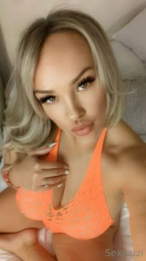 Sexisuzi OnlyFans Leaked Free Thumbnail Picture - #4KaFejWAjr