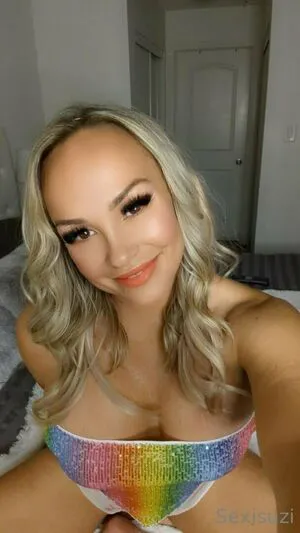 Sexisuzi OnlyFans Leaked Free Thumbnail Picture - #8KimSCHiaR