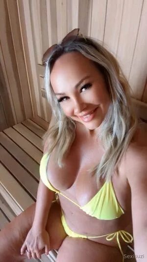 Sexisuzi OnlyFans Leaked Free Thumbnail Picture - #KGlIXX51H2