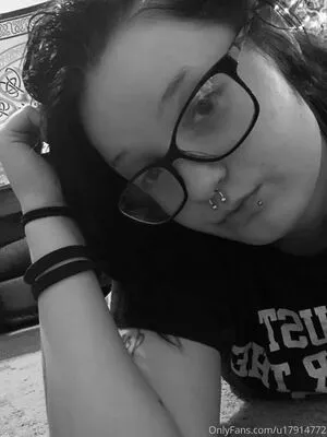 Sexxmetalxbarbiex OnlyFans Leaked Free Thumbnail Picture - #jqR4yiXpIS