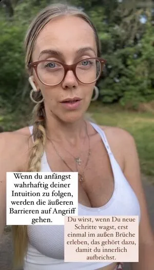 Sexy Julia OnlyFans Leaked Free Thumbnail Picture - #0xKgWKNZcb