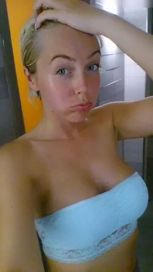 Sexy Julia OnlyFans Leaked Free Thumbnail Picture - #Unv451o211