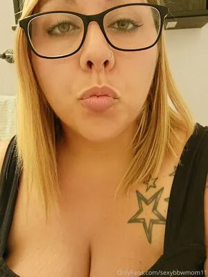 Sexybbwmom11 OnlyFans Leaked Free Thumbnail Picture - #ODKJEallVO