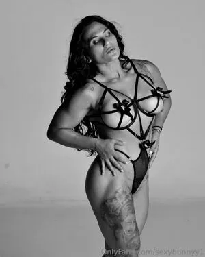 Sexybunnyy1 OnlyFans Leaked Free Thumbnail Picture - #F2di00tCeT