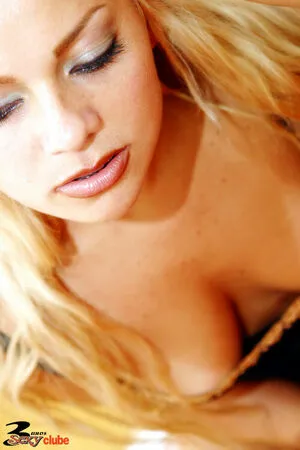 SexyClube OnlyFans Leaked Free Thumbnail Picture - #hLxKsOu9P2