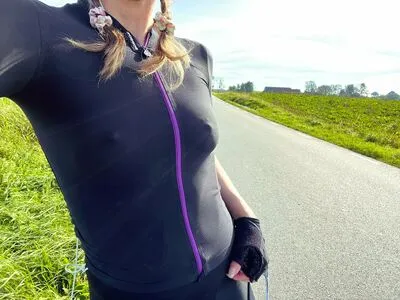 Sexycycliste OnlyFans Leaked Free Thumbnail Picture - #m8HZsw8goj