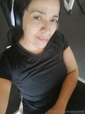 Sexylimit OnlyFans Leaked Free Thumbnail Picture - #3kColDhsOo