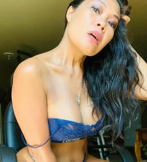 Sexypinayofficial1 OnlyFans Leaked Free Thumbnail Picture - #fSJQC7sjDI
