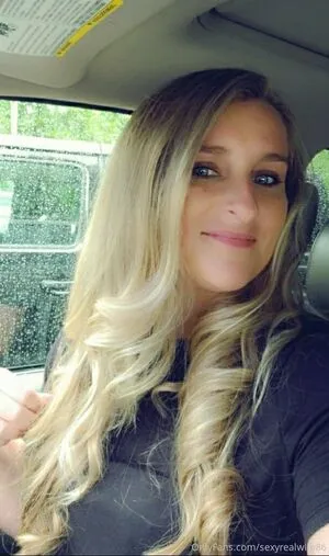 Sexyrealwife86 OnlyFans Leaked Free Thumbnail Picture - #HLBNWAEn6Y