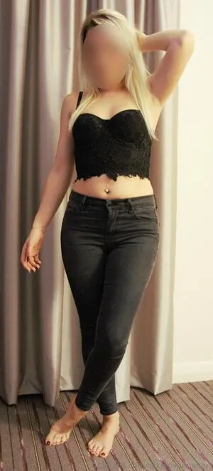 Sexyroxannehart OnlyFans Leaked Free Thumbnail Picture - #9T4AJ3SwAd