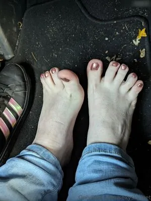Sexyskyfeet OnlyFans Leaked Free Thumbnail Picture - #6S18QFMfXU