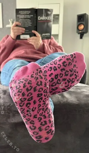 Sexyskyfeet OnlyFans Leaked Free Thumbnail Picture - #YafUUby863