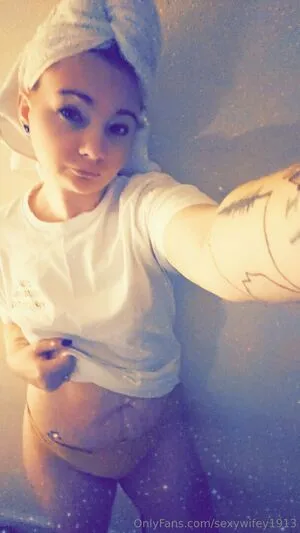 Sexywifey1913 OnlyFans Leaked Free Thumbnail Picture - #EwHaYrMQm9