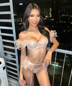 Sglily OnlyFans Leaked Free Thumbnail Picture - #FBthzfyLlz