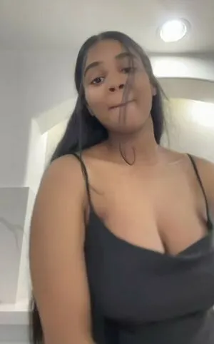 Sh33natay OnlyFans Leaked Free Thumbnail Picture - #6K4UNoKtym