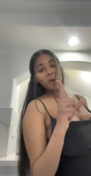 Sh33natay OnlyFans Leaked Free Thumbnail Picture - #8yACZzGA7R