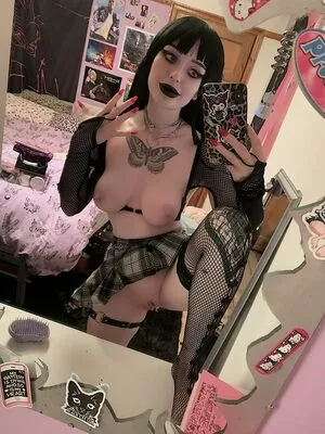 Shades_of_lavender OnlyFans Leaked Free Thumbnail Picture - #3lVxSXFPtv