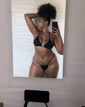 Shadia Ampadu OnlyFans Leaked Free Thumbnail Picture - #KdRiNTAnKu