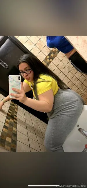 Shadydoll2 OnlyFans Leaked Free Thumbnail Picture - #x8FbdGyThA