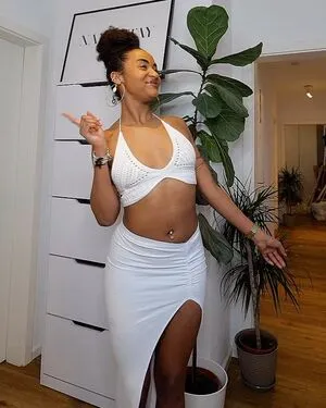 Shaggy Baggy OnlyFans Leaked Free Thumbnail Picture - #sOlWFMBZ1n